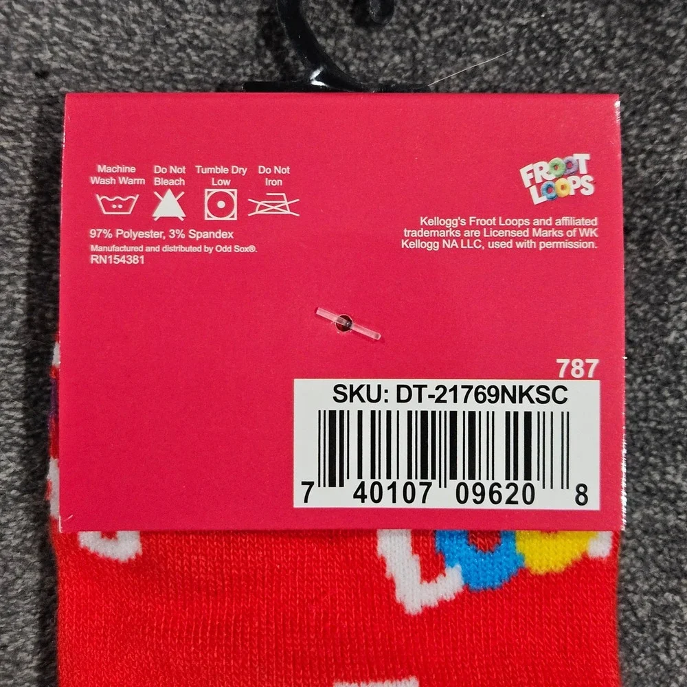 NEW‎ Kellogg's Froot Loops Red Crew Socks Kids Ages 7-10 Toucan Sam New